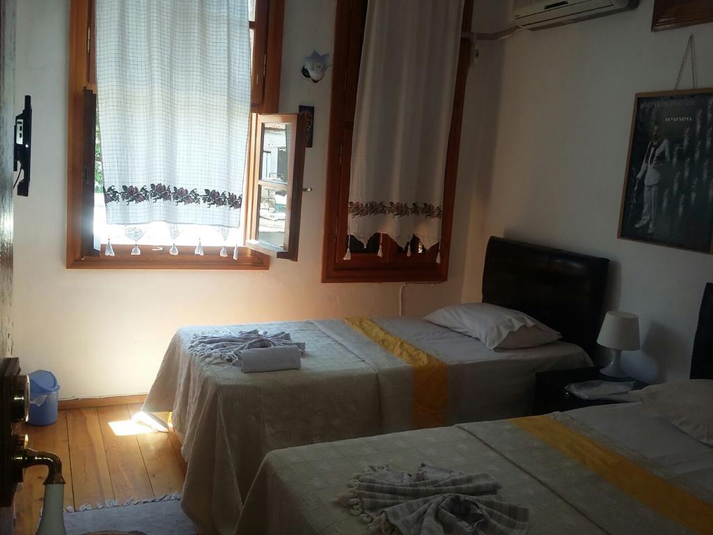 Ayfada Cafe & Pension Ayvalik Room photo